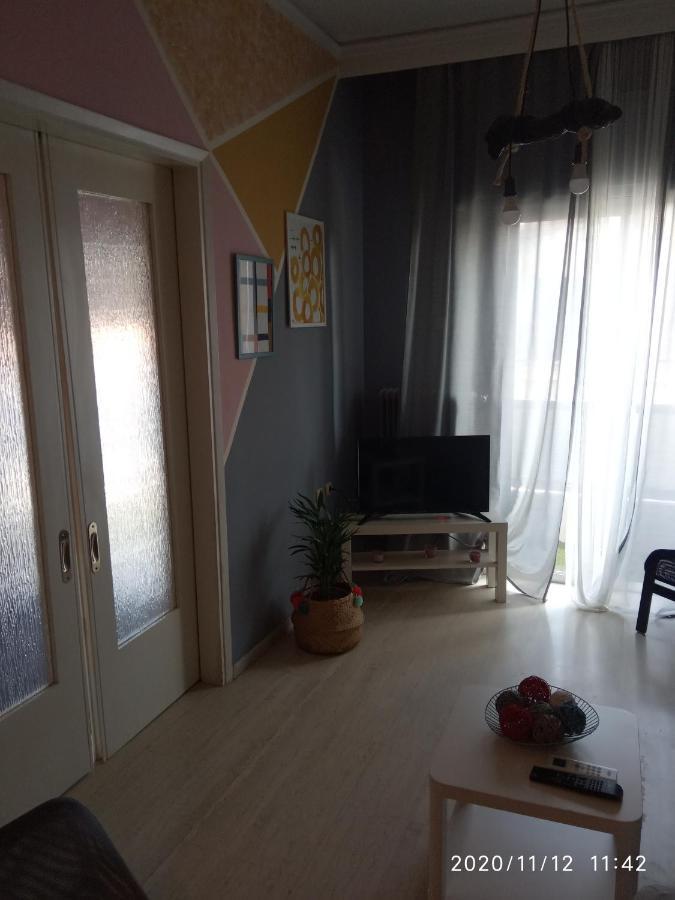 Karditsa Home Sweet Home 68 Τ.Μ Exteriör bild