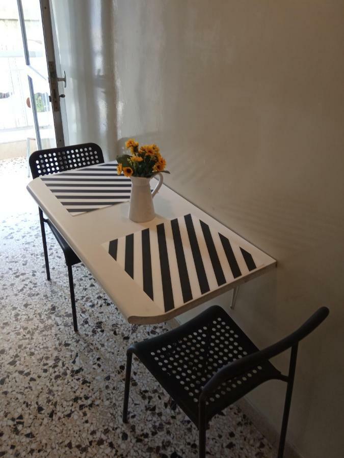 Karditsa Home Sweet Home 68 Τ.Μ Exteriör bild